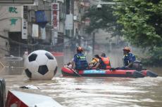榕江三戰(zhàn)洪峰：因“村超”出圈的小城挺過來了！