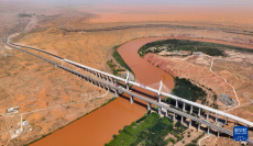 黑山峽黃河特大橋順利合龍