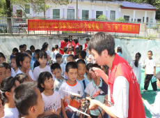 蒸湘區(qū)雨母山鎮(zhèn)：青年學子“三下鄉(xiāng)”，科普點亮雨母童夢