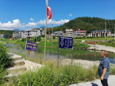 隆回縣金石橋鎮(zhèn)帶頭開展巡河志愿活動(dòng)