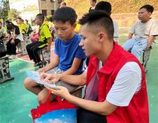 貴州錦屏彥洞：秋風(fēng)伊始行，與法護(hù)童聲   