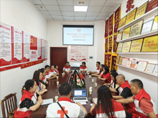 桐梓春暉行動(dòng)志愿者團(tuán)隊(duì)開展志愿服務(wù)知識(shí)專題培訓(xùn)