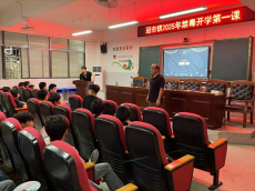 衡南縣冠市鎮(zhèn)開展禁毒安全“開學(xué)第一課”活動(dòng)