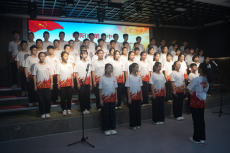 衡陽市第五中學(xué)舉辦“筑夢新時(shí)代 頌歌獻(xiàn)祖國”合唱比賽