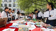 成章學生手工作品展“三花”齊放！