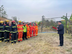 以練筑防！蒸湘區(qū)上演森林火災(zāi)撲救實(shí)戰(zhàn)演練