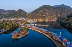 浙江建德：迎新年鄉(xiāng)村趕大集