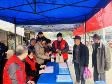 湖南衡東縣開展“醫(yī)保趕集”“參保有禮”宣傳活動